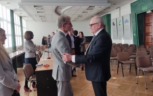 WICEPREZES ZARZĄDU OBRONIŁ ROZPRAWĘ DOKTORSKĄ (5)