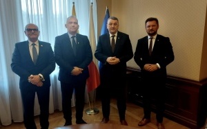 KOPALNIA NOWYCH TECHNOLOGII - SRK S.A. PRZEKAZAŁA TEREN PO KWK „WIECZOREK” MIASTU KATOWICE (2)