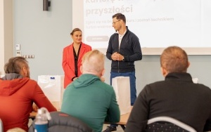 GÓRNICY Z SRK S.A. ROZPOCZĘLI SZKOLENIA NA TURBINACH WIATROWYCH (2)