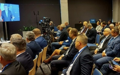 SUROWCE - JAKA PRZYSZŁOŚĆ? (2)