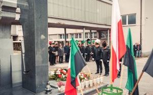 Pamiętają o poległych górnikach (12)